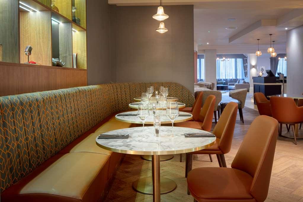 فندق Doubletree By Hilton London Elstree بورهاموود المطعم الصورة
