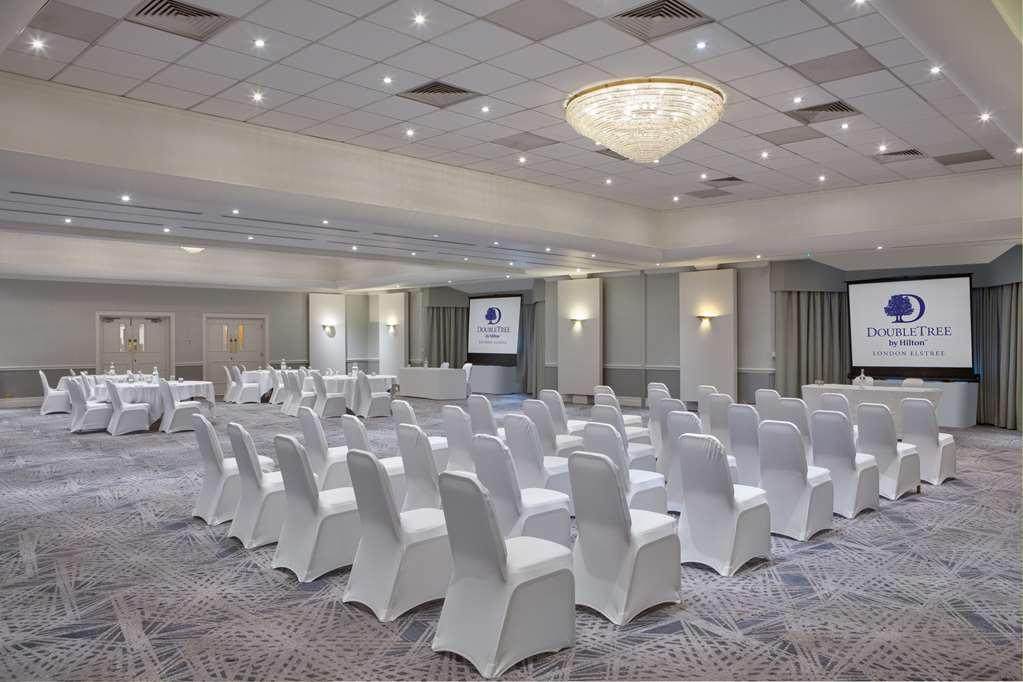 فندق Doubletree By Hilton London Elstree بورهاموود المرافق الصورة