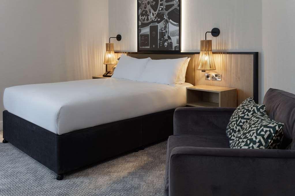 فندق Doubletree By Hilton London Elstree بورهاموود الغرفة الصورة
