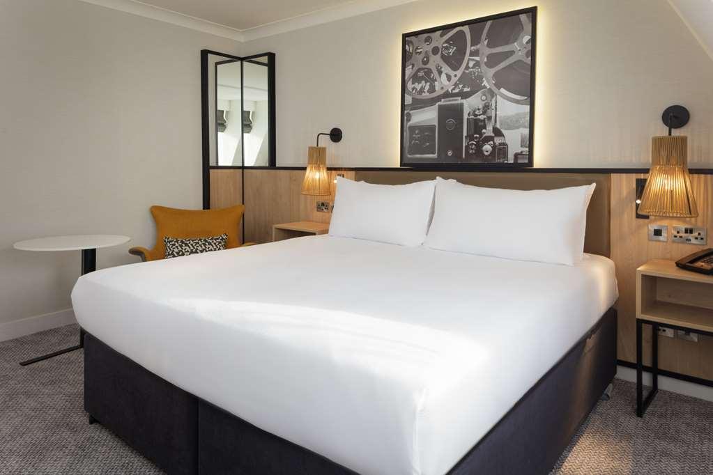 فندق Doubletree By Hilton London Elstree بورهاموود الغرفة الصورة