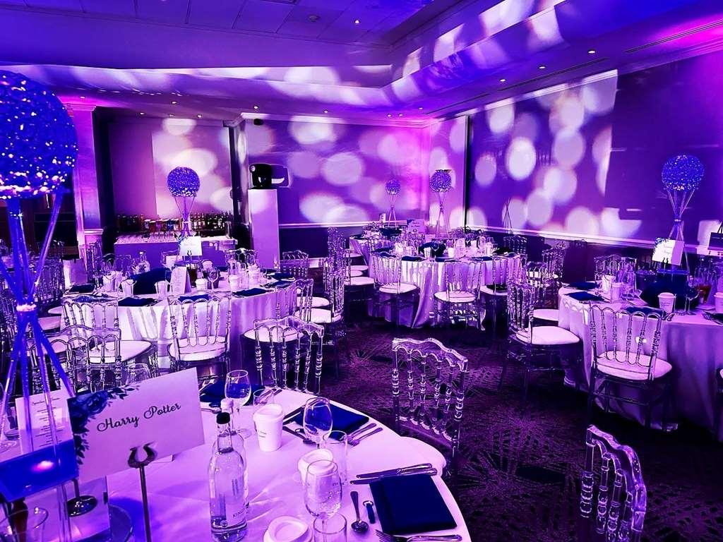 فندق Doubletree By Hilton London Elstree بورهاموود المرافق الصورة